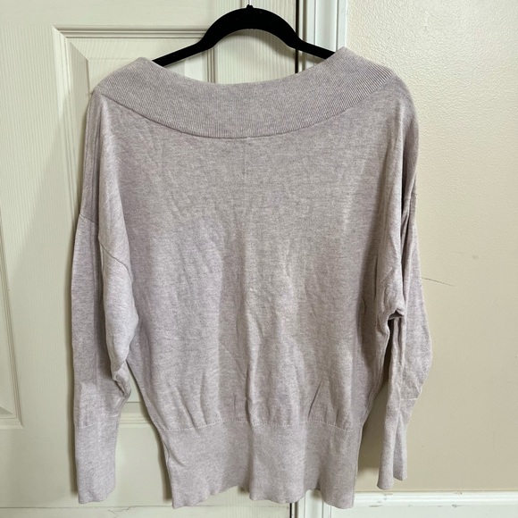 Express sweater, beige size XS. - Picture 1 of 4